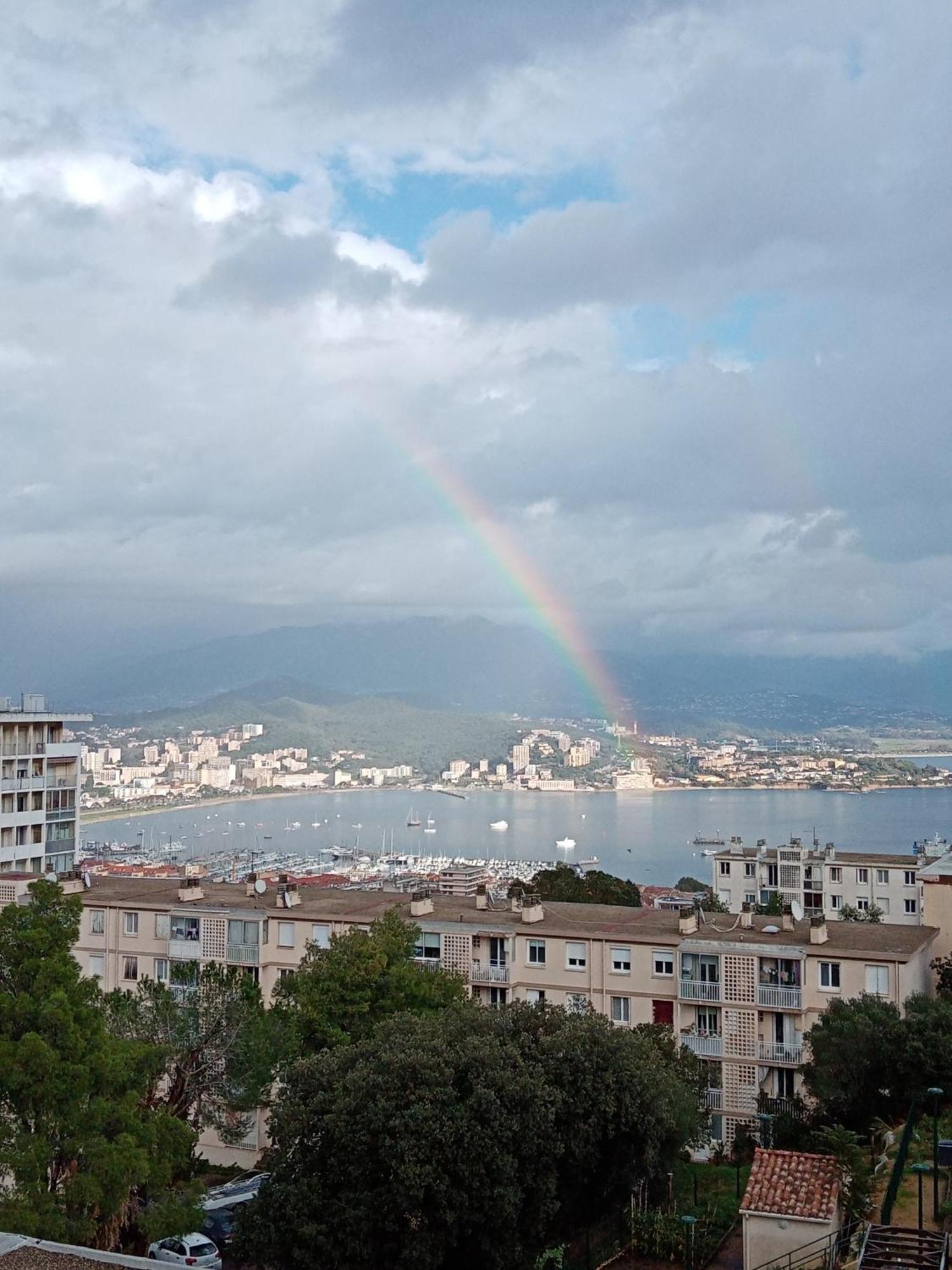 Lumineux Vue Panoramique Appartement Ajaccio (Corsica)
