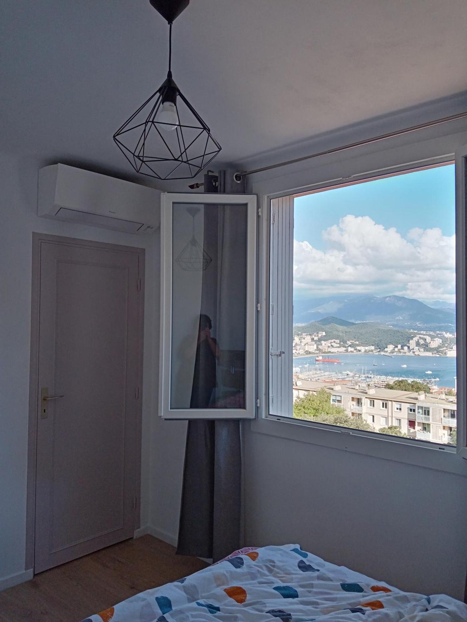Appartement Lumineux Vue Panoramique Ajaccio (Corsica)